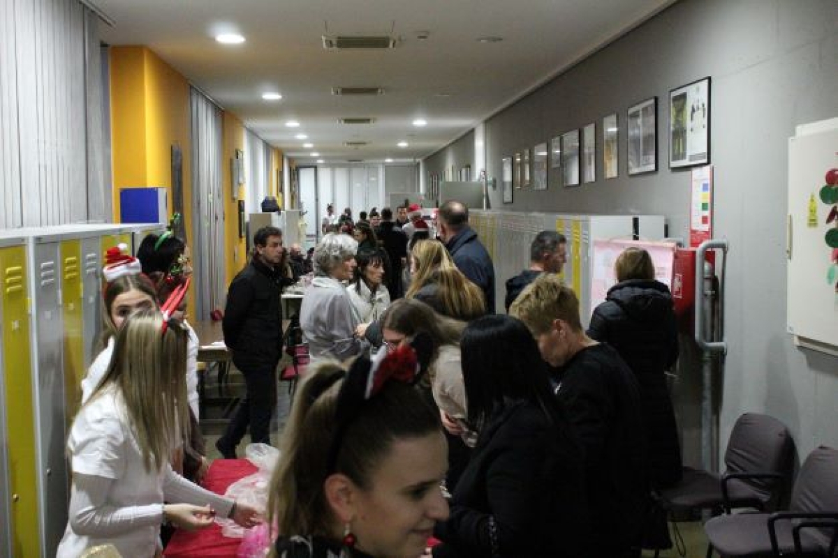 Un successone al Mercatino di Natale con il marchio SMSIR