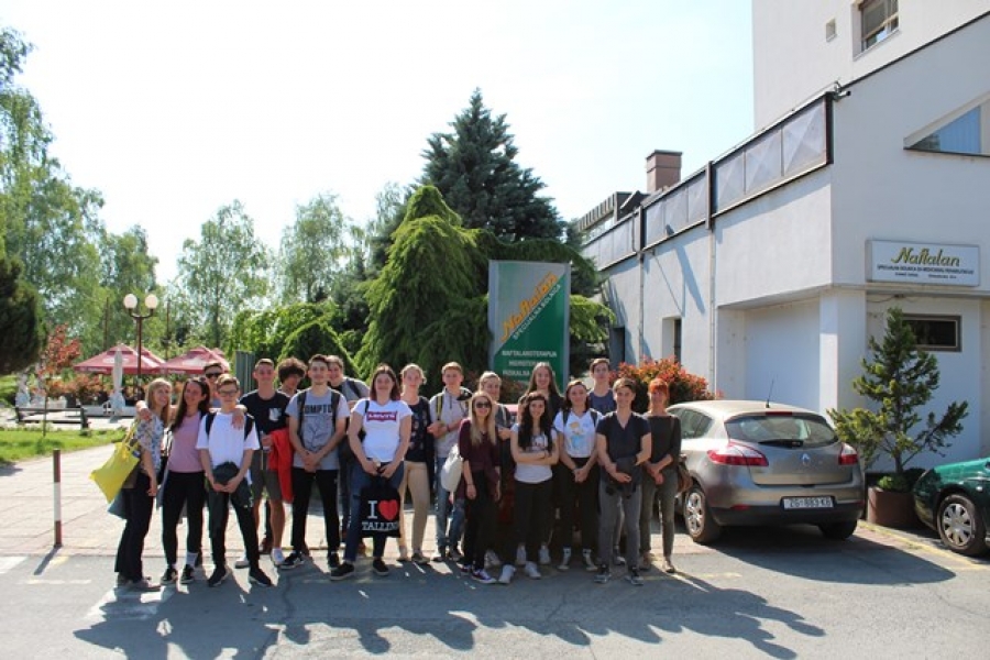 I fisioterapisti in visita all'ospedale "Naftalan" ad Ivanić Grad