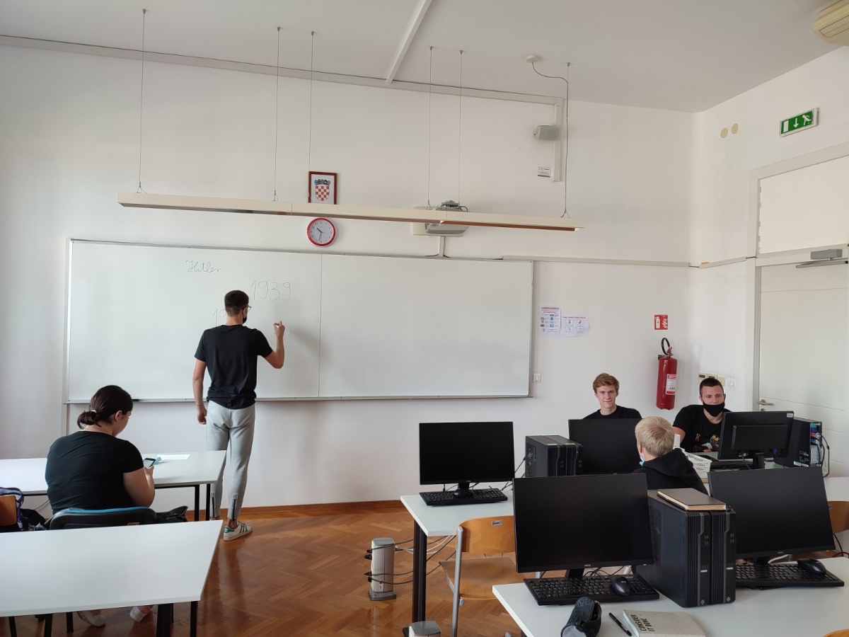 Celebrazione della giornata internazionale degli insegnanti