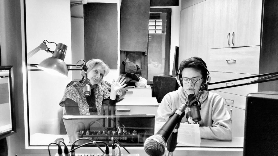 Klas Medak ospite alla trasmissione radiofonica QUATRO CIACOLE IN FAMIA