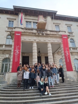 Visita alla Fiera del libro e alla Biblioteca universitaria di Pola