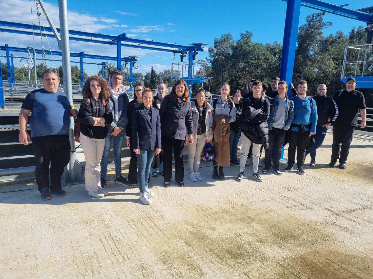 Lezione sul territorio, visita al centro di raccolta, smaltimento e depurazione delle acque reflue sul territorio della Citta' di Rovinj-Rovigno.